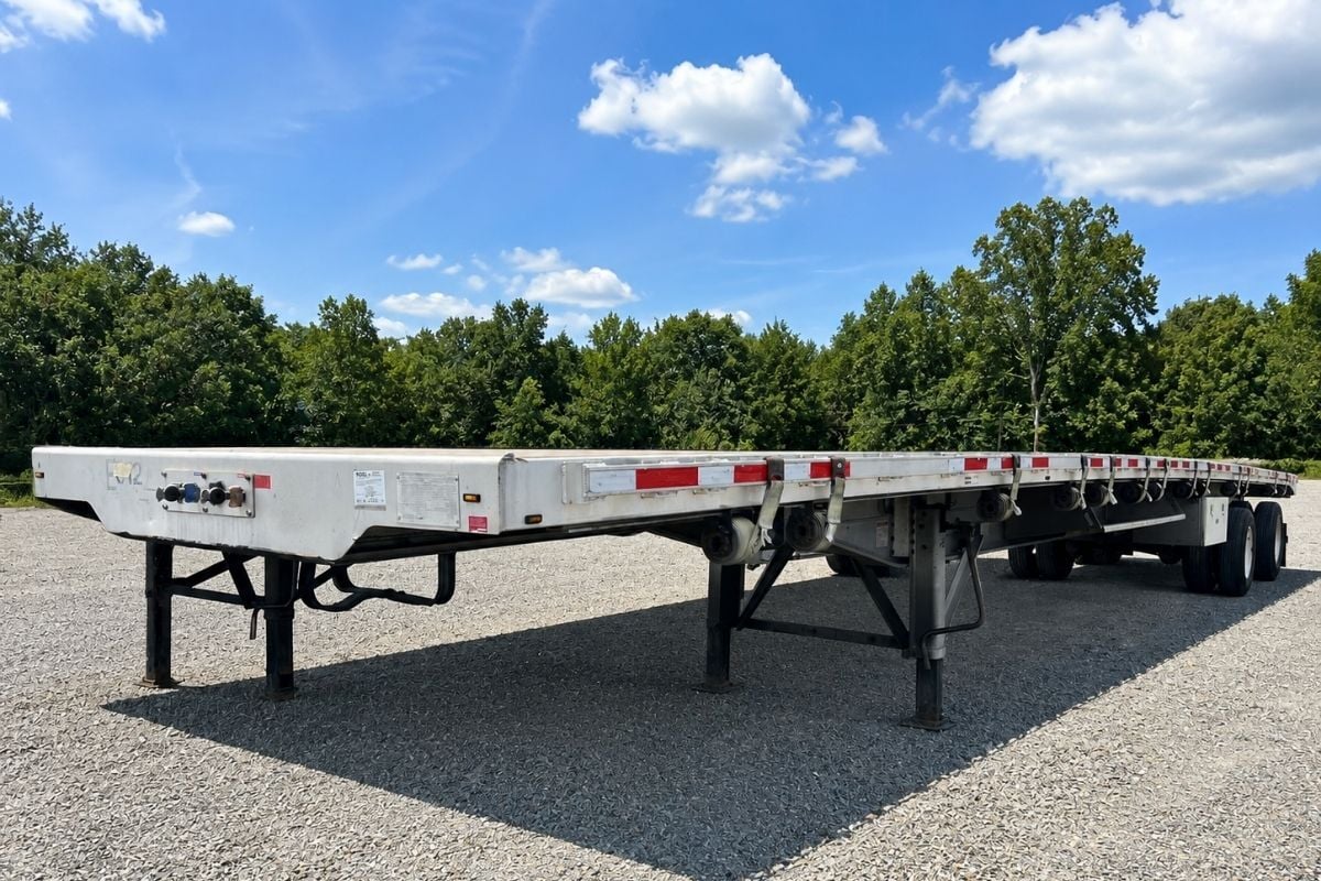 2016 Benson 53' Aluminum Flatbed