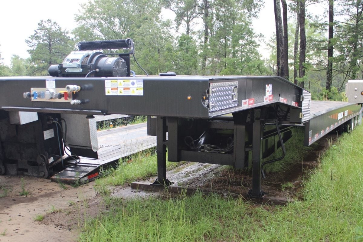 2024 Kalyn Siebert 55 Ton Slide Axle