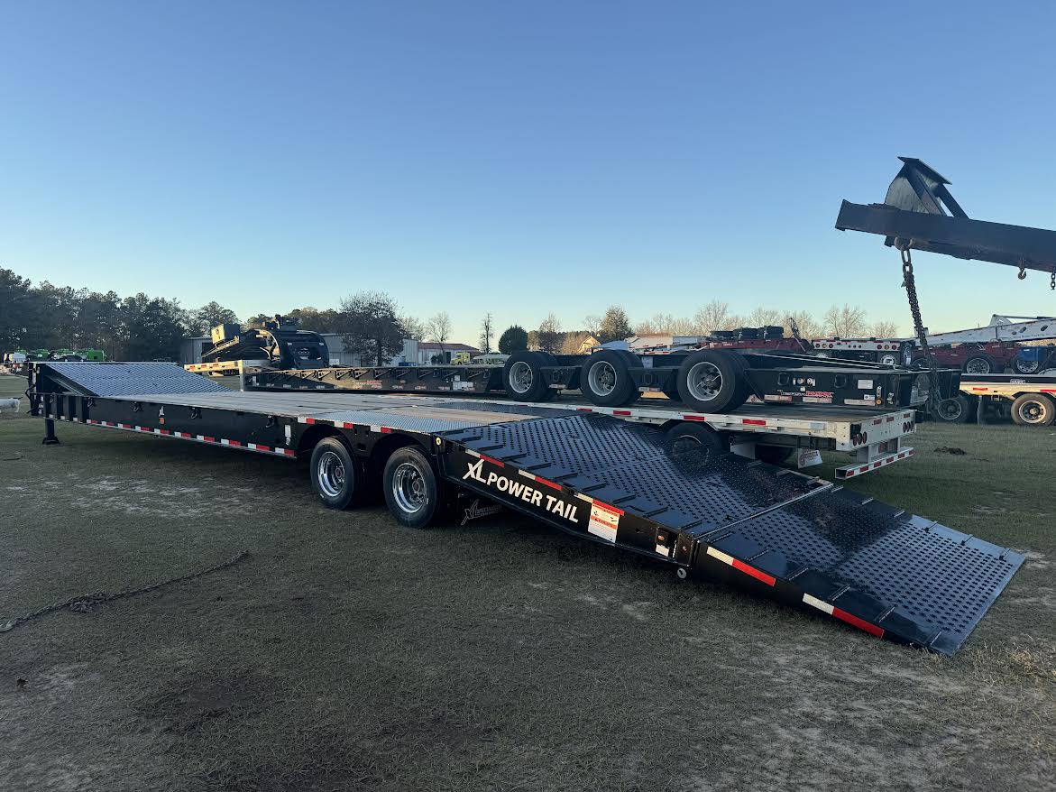 4) Xl Specialized 40 Ton Hydraulic Tail